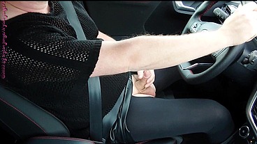 Sexy Frivol im Auto ** Crossdresser **