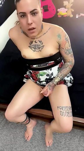 Cumming on My Foot!