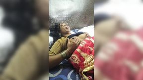 Tamil MILF whimpers loudly with her rugged stud