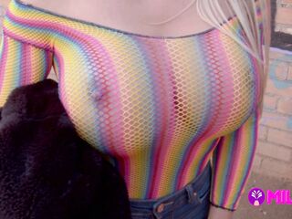 It was a difficult day to have sex, but a pretty breasty blond appeared and convinced her to come to my apartment - Carla Boom