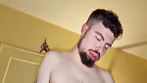 Osos Peludos Chupandose Las Pollas Hasta Correrse (short Video) 5 Min