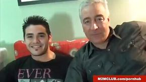 Str8 jock serviced by a sugar daddy