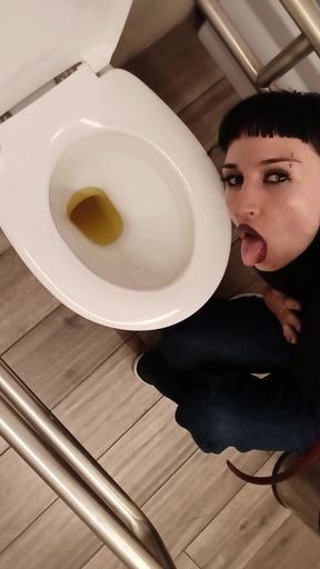 Angel Berries pissing herself