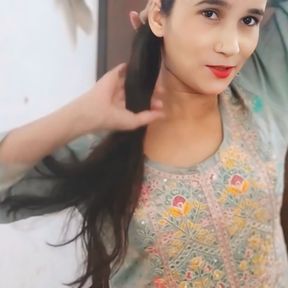 Muslim girl ko jabar dasti ghar me ghus kar chod diya