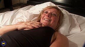 Horny Housewife Playing With Herself On Bed With Yvette