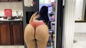 BBW girl prepares lunch for her husband to give her cock