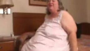 Insatiable granny with a large ass loves getting fucked in the ass