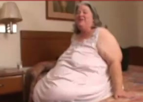 Insatiable granny with a large ass loves getting fucked in the ass