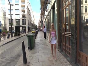 P134G04 Picked up a sexy Hungarian blonde beauty found on a European street corner and invited her to his room... International exchange sex to relieve frustration with a blonde beauty dissatisfied with sex with her husband!