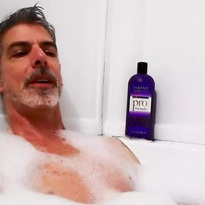 Richard Lennox Enjoying His Bath Time With A Slow Handjob