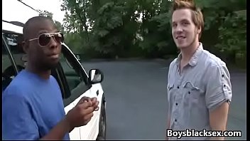 Black Gay Muscular Man Fuck WHite Skinny Boy 03