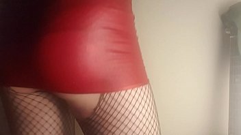 Geordie Sissy Slag THICC Booty in PVC Red MiniSkirt Twerking