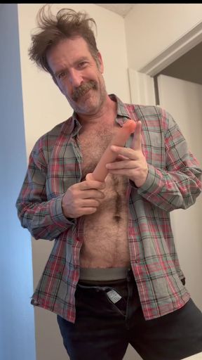 Huge dildo makes a cameo appearance