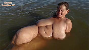 Beach Rinse Off Includes 111 photos