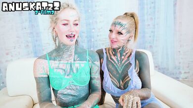 Horny Inked Girls Italian Big Dick Anal Threesome