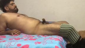 el grande y caliente andy z 94 se folla el cono de hermanastra a media noche sin que mi madre se de cuenta - amateur nora milf montando la nueva polla de un semental se corre a fuera y