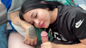 Latina teen seduces with a surprise under her shirt