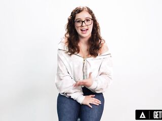 UP CLOSE - How Sweethearts Orgasm With Big Breasts Gal Leana Lovings! SOLO FEMALE MASTURBATION! FULL SCENE