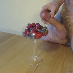 Berries and Cream, Cum on Food