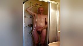 Headshave & Orgasm In The Shower