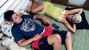 mostrei para minha amiga sapatao que rola e bom