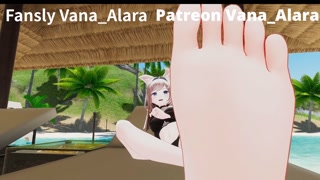 Bitchy resort girl makes worker give them a in depth foot massage