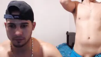 Latino Muscle Hunks in Amateur Threesome Webcam Fuck