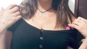 WhatsApp Video 2023-10-17 at 7,50,44 PM