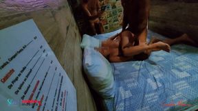 corno leva a sra. moema e seu amigo dotado para foder no drive in - parte 01