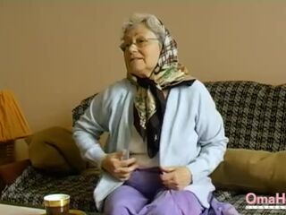 OmaHoteL Concupiscent Grandma Toying Her Shaggy Cunt