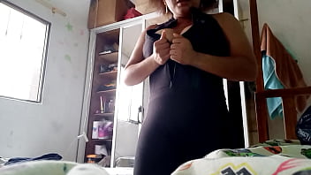 LISTA PARA HACER PORNO CASERO! ME VISTO SEXY Y ME PREPARO PARA IR A FOLLARME A MI PADRASTRO EN SU ANIVERSARIO DE BODAS