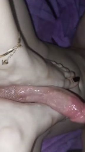 سکس جدیدم با مرد همسایه خیلی کلفت بود دردم گرفت