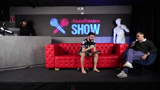 Elo Podcast invites Pau Rojas &amp; Carolina Guerrero to eat pussies and cum! | JB Show