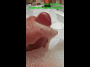 I peeing on my friend's cumming dick 🍆💦