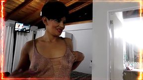 disfruta de la hermosa cojida del dia anterior , mientras espera a los ganadores de los dos dias de vacaciones, un dia con la diosa del sexo , perla lopez