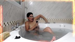 disfruta de la hermosa cojida del dia anterior , mientras espera a los ganadores de los dos dias de vacaciones, un dia con la diosa del sexo , perla lopez