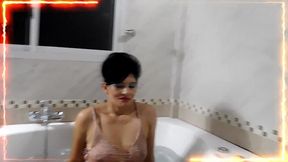 disfruta de la hermosa cojida del dia anterior , mientras espera a los ganadores de los dos dias de vacaciones, un dia con la diosa del sexo , perla lopez