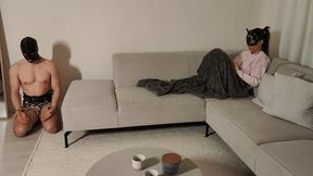 Lazy Sunday in a real FLR