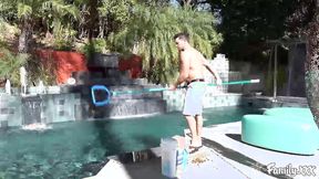 ”Sweet hottie Melissa Moore squirts on that huge dick”