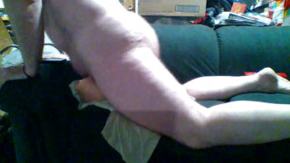 プラスサイズのアマチュアアメリカ人ぽっちゃりゲイ痴女がアナルファックされる自家製ソロガールフィルム