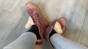 HER SWEATY WORN OUT BOOTS IN YOUR FACE - MOV Mobile Version