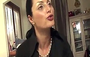 Italian lady sucks huge dick of tranny