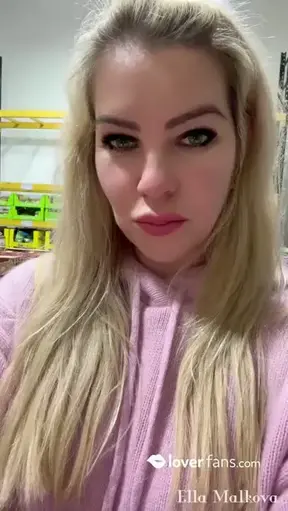 💦 SUPERMARKET CONTAMINATION. Choose fruits and vegetables; lay all the boxes of fruit down and pee over them through a big hole in my pantyhose; place pee covered fruit back; show contrast between we…