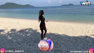 Filled a stranger's mouth with cum on the beach before anyone caught us!