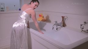 Cindy Bubble Bath ASMR