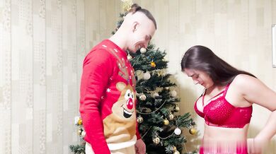 Her tight ass got ripped on Christmas in a rough anal ride