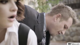 Drsný sex, stříkání – hardcore anální sex pro americkou Lolu Fae