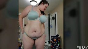 My curvy wife Nicole's big knockers