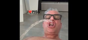 Swallow my Piss 21
