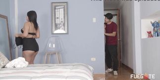 The best (GinezFlowers) Beautiful scorned woman decides to take in the best way, fucking rough with her cheating husband&#'s b
